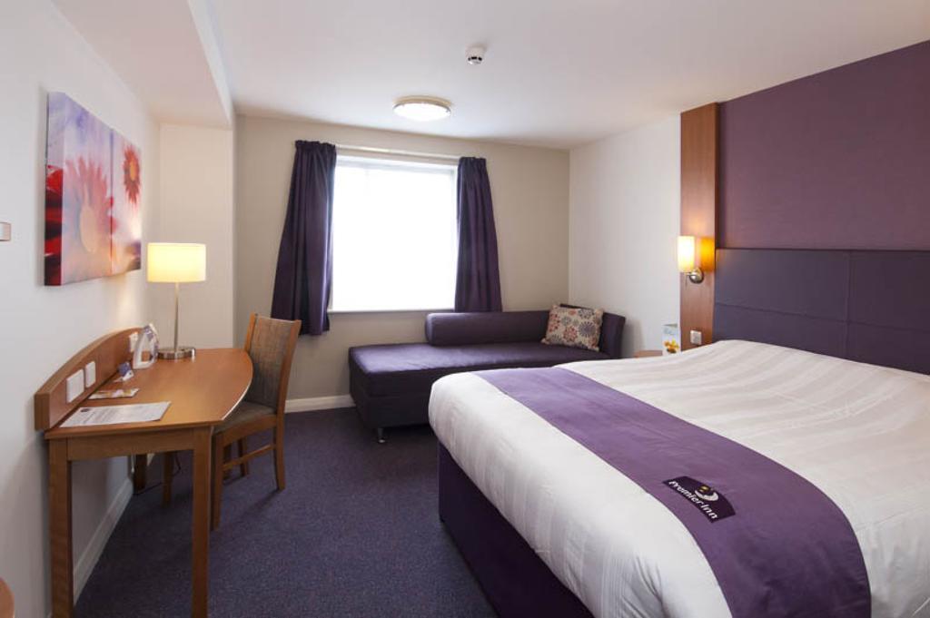 Premier Inn Kendal Central Luaran gambar