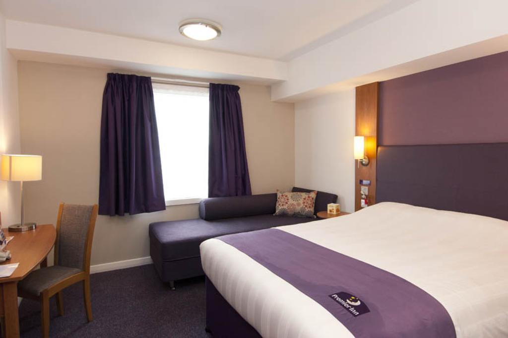 Premier Inn Kendal Central Luaran gambar