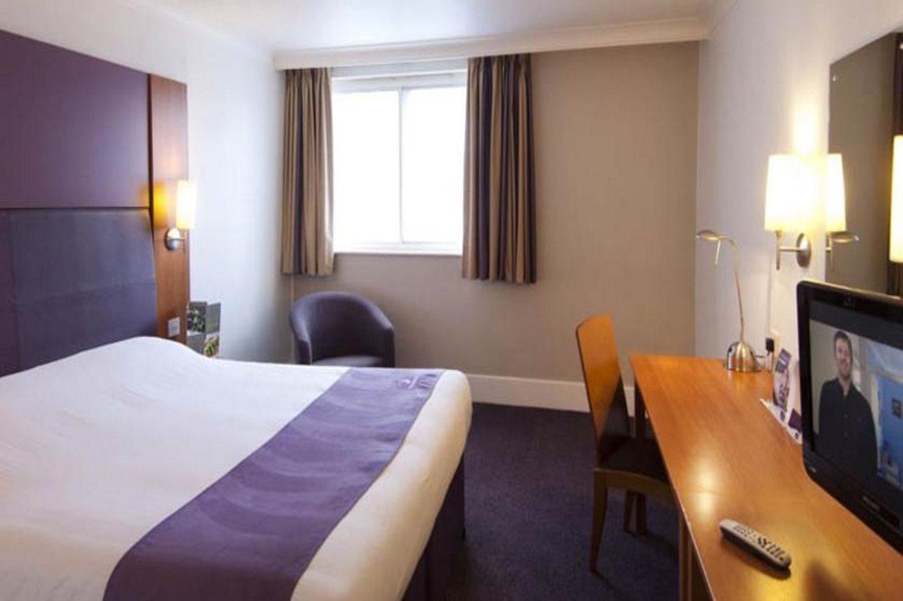 Premier Inn Kendal Central Luaran gambar