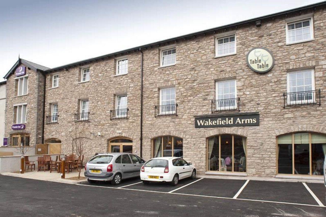 Premier Inn Kendal Central Luaran gambar