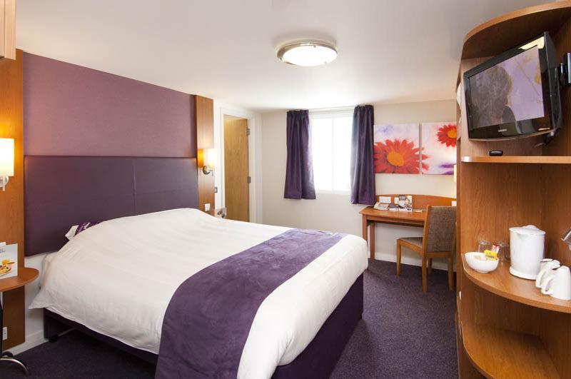 Premier Inn Kendal Central Luaran gambar